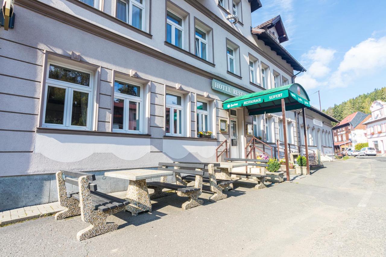 Hotel Seifert Nové Hamry Esterno foto